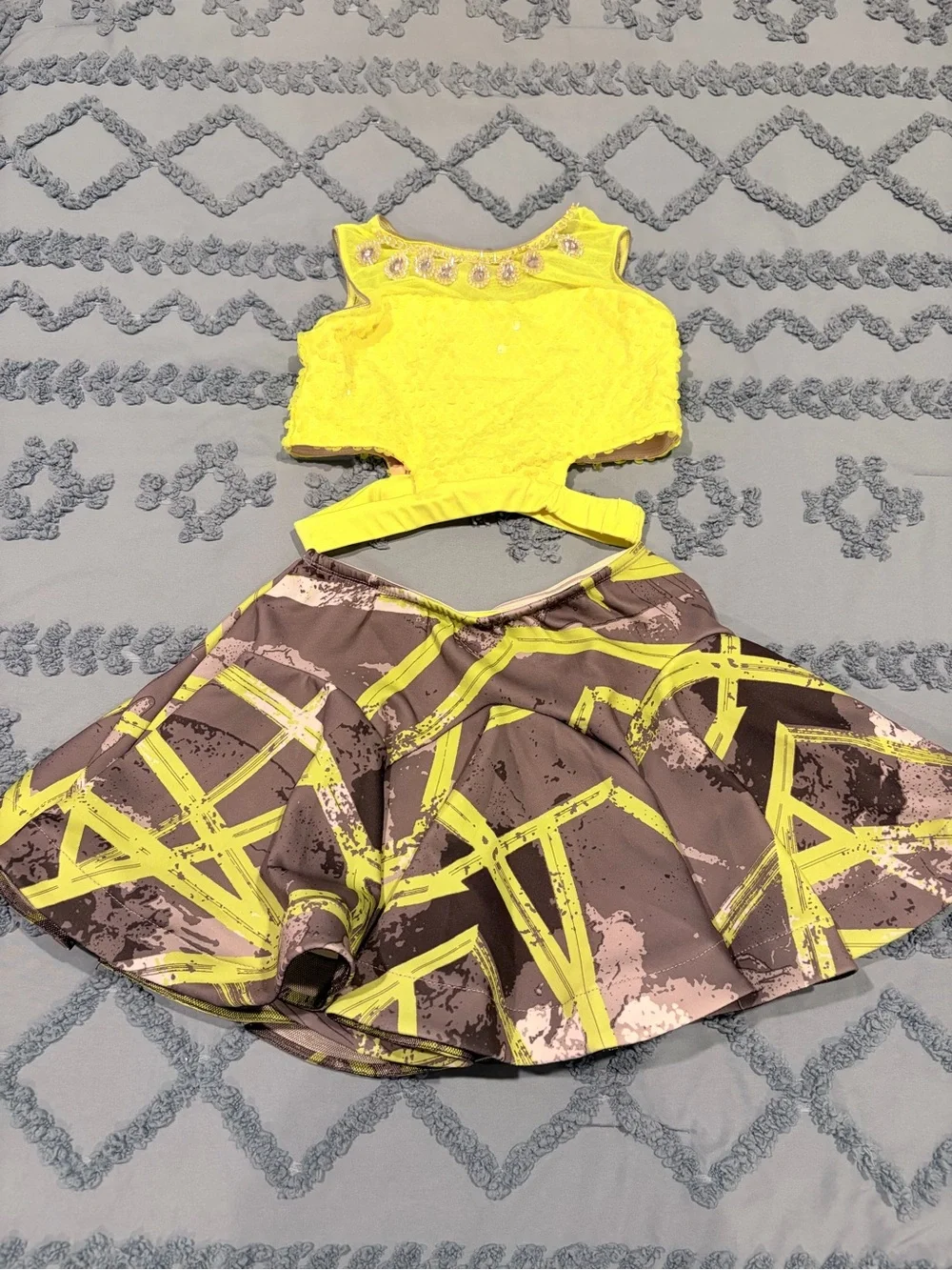 Tenth House TH18117 Neon Yellow Dance Costume Child Medium MC